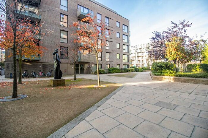 1 Bedroom Flat For Sale In Mill Park, Cambridge, CB1