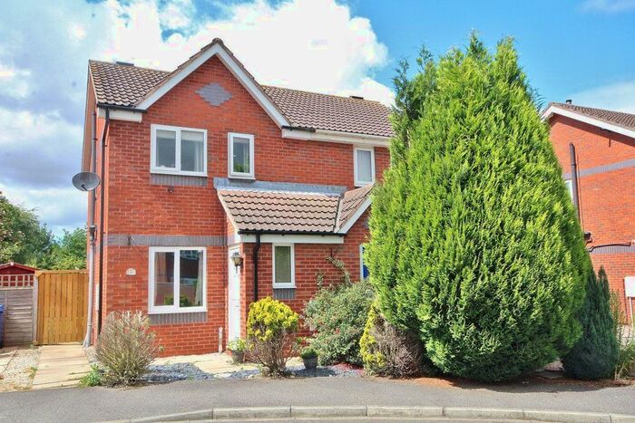 2 Bedroom Semi-Detached House To Rent In Woodlands Court, Barlby, Selby, YO8