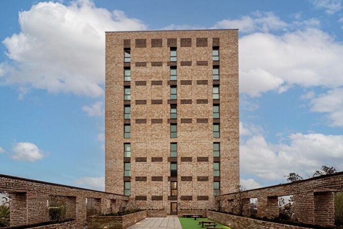 2 Bedroom Apartment To Rent In Carlton Vale, London, NW6