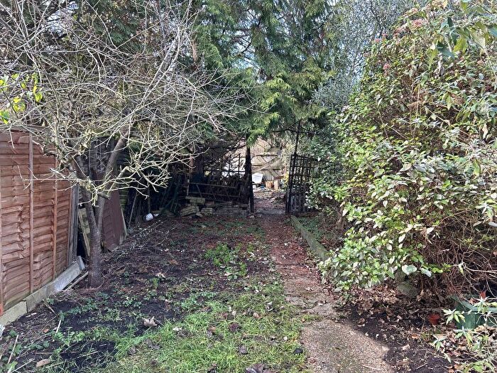 3 Bedroom Terraced House To Rent In Tysoe Avenue, Enfield, EN3