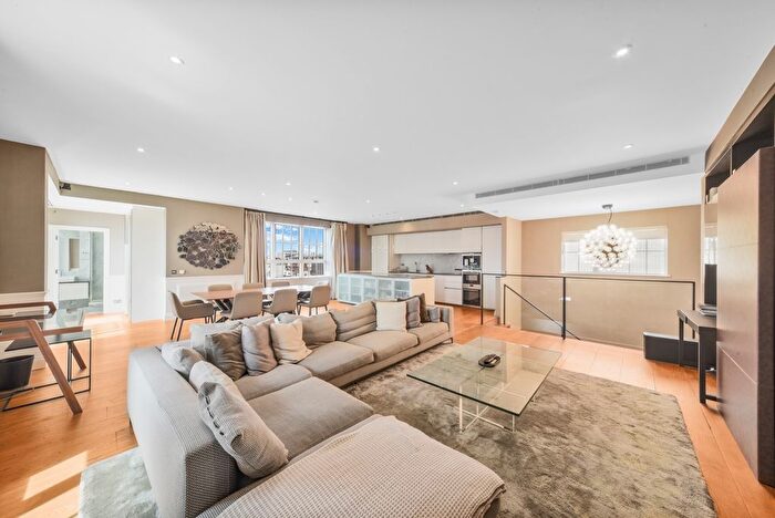 3 Bedroom Flat To Rent In Regent Lofts, Soho, W1F