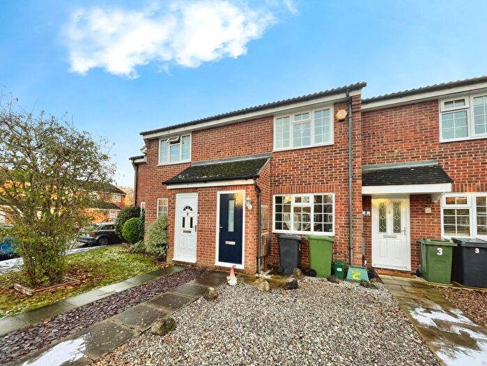 2 Bedroom Terraced House For Sale In Maybrook, Chineham, RG24