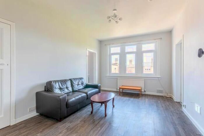 3 Bedroom Flat To Rent In Learmonth Avenue, Edinburgh, EH4