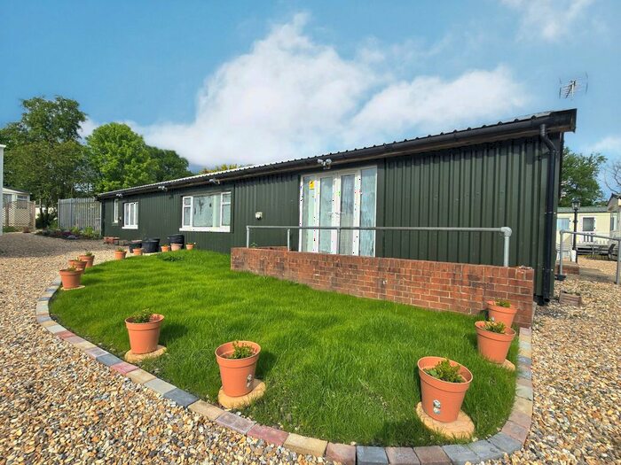 1 Bedroom Maisonette To Rent In Farnham Road, Liss, GU33