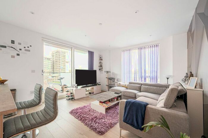 2 Bedroom Flat For Sale In Lismore Boulevard, Colindale, London, NW9
