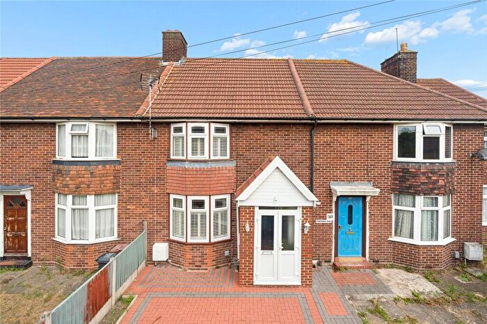 3 Bedroom Terraced House For Sale In Porters Avenue, Dagenham, RM9
