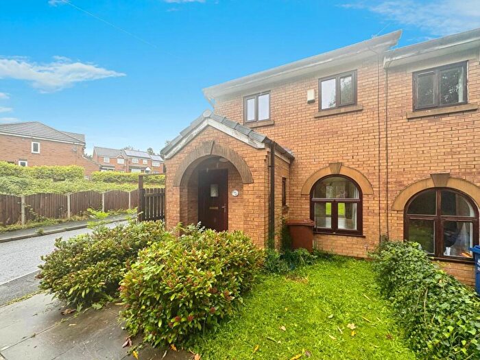 3 Bedroom Semi-Detached House To Rent In Printers Fold, Burnley, Lancashire, BB12