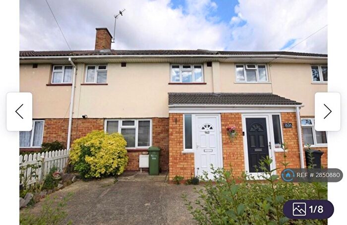 3 Bedroom Terraced House To Rent In Padnall Road, Romford, RM6