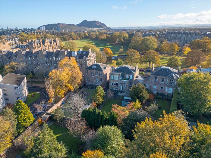 4 Bedroom Flat For Sale In Bruntsfield Place, Edinburgh, EH10