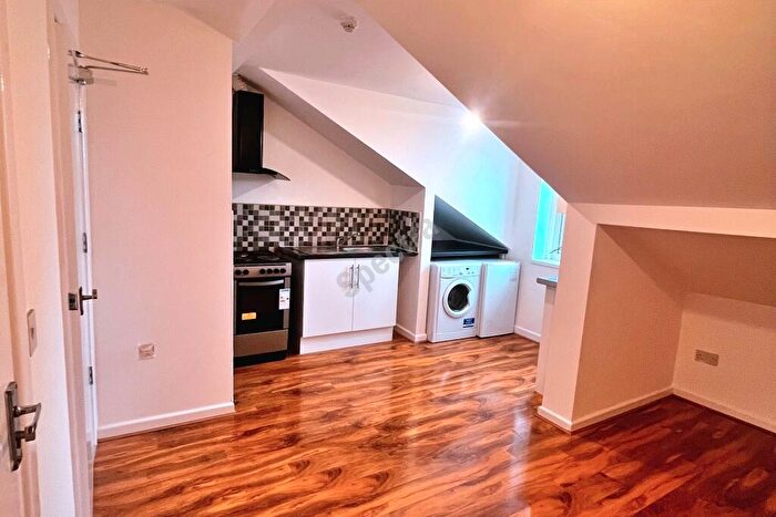 1 Bedroom Flat To Rent In Kings Heath, B14