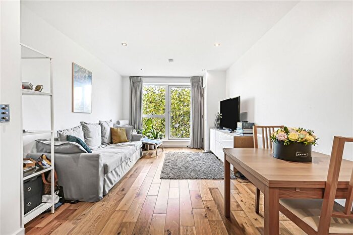 1 Bedroom Flat To Rent In Plender Street, Camden Town, NW1