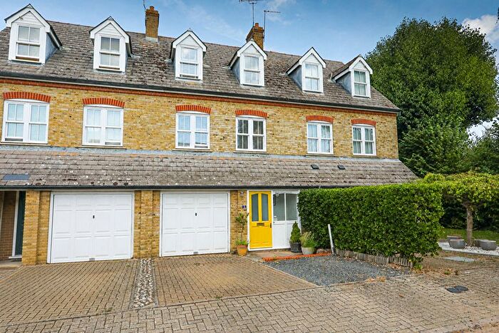 4 Bedroom Detached House For Sale In Shepherdsgate, Canterbury, Kent, CT2