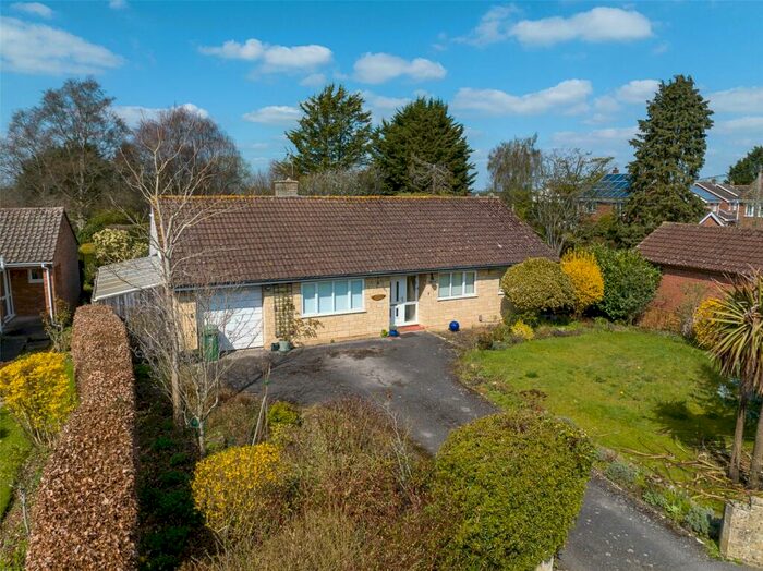 3 Bedroom Bungalow For Sale In Stormore, Dilton Marsh, BA13