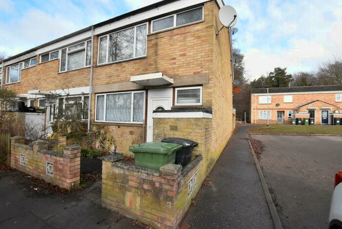 3 Bedroom End Of Terrace House To Rent In Gloucester Way, Thetford, IP24
