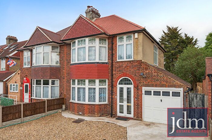 3 Bedroom Semi-Detached House To Rent In Middle Park Avenue, London, SE9