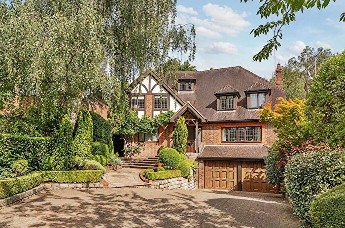 6 Bedroom Detached House For Sale In Pine Grove, Totteridge, N20