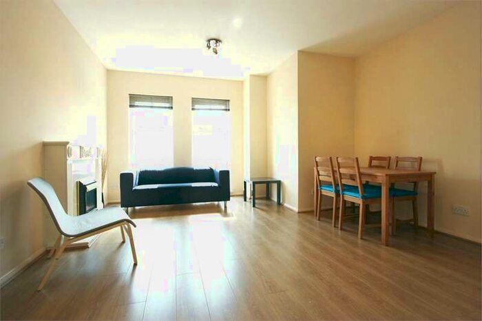 2 Bedroom Flat To Rent In Bridge View Court, 19 Grange Road, London, SE1