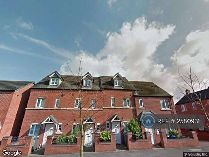3 Bedroom Terraced House To Rent In Barrett Street, Smethwick, B66