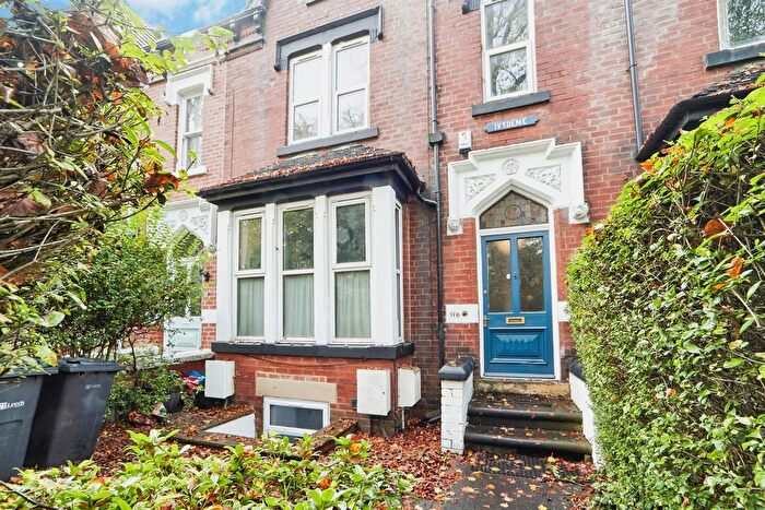 5 Bedroom Terraced House For Sale In Harehills Avenue, Leeds, LS8