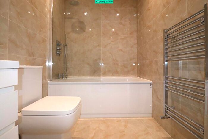 2 Bedroom Flat To Rent In Lowfield Street, Dartford, DA1