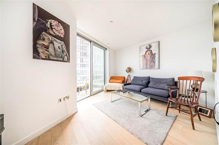 1 Bedroom Apartment For Sale In Charrington Tower, Biscayne Avenue, London, E14