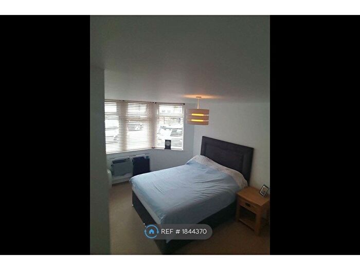 2 Bedroom Flat To Rent In Dragon Terrace, Harrogate, HG1