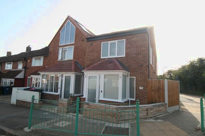 4 Bedroom End Of Terrace House To Rent In Compton Crescent, Northolt, UB5