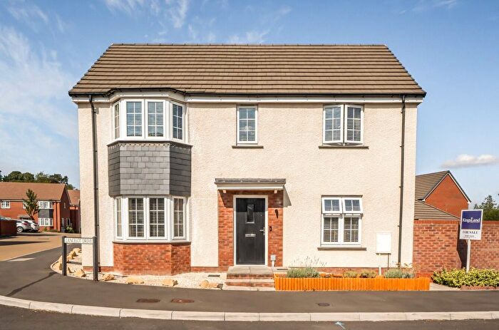 3 Bedroom Detached House For Sale In Lancelot Drive, Wincanton, Somerset, BA9
