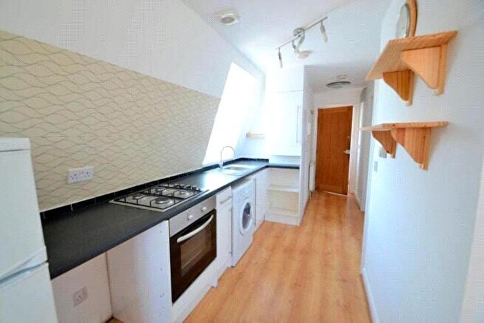1 Bedroom Apartment To Rent In Dollis Road, London, NW7