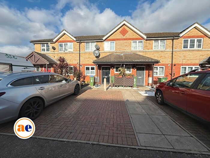 2 Bedroom Terraced House For Sale In Britannia Close, Erith, DA8