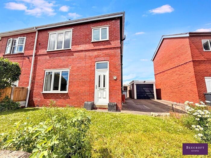 3 Bedroom Semi Detached House For Sale In Pickhills Avenue, Goldthorpe, Rotherham, S63