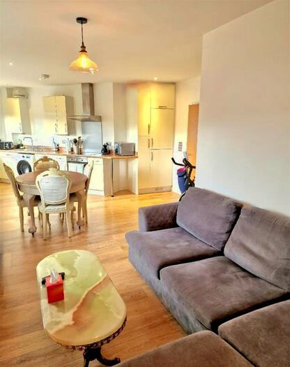 1 Bedroom Flat To Rent In Eastfields Road, Mitcham, CR4