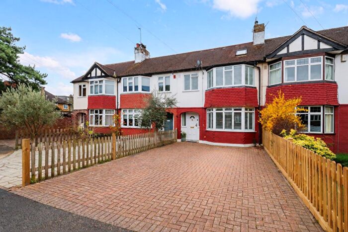 3 Bedroom Terraced House For Sale In Dirdene Gardens, Epsom, KT17
