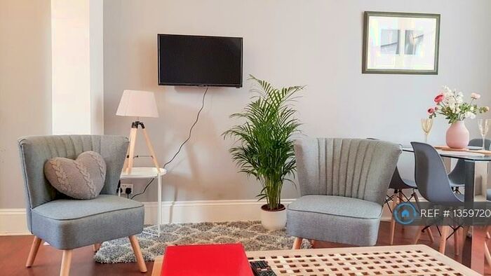 2 Bedroom Terraced House To Rent In Marston Gate, Winchester, SO23