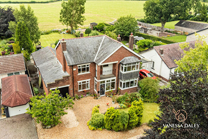 4 Bedroom Detached House For Sale In Whittingham Lane, Preston, PR3