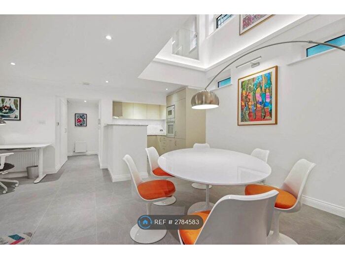 1 Bedroom Flat To Rent In Macklin Street, London, WC2B