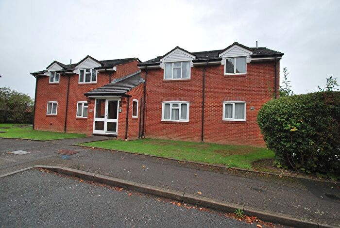 Studio To Rent In Hunting Gate Drive, Chessington, KT9