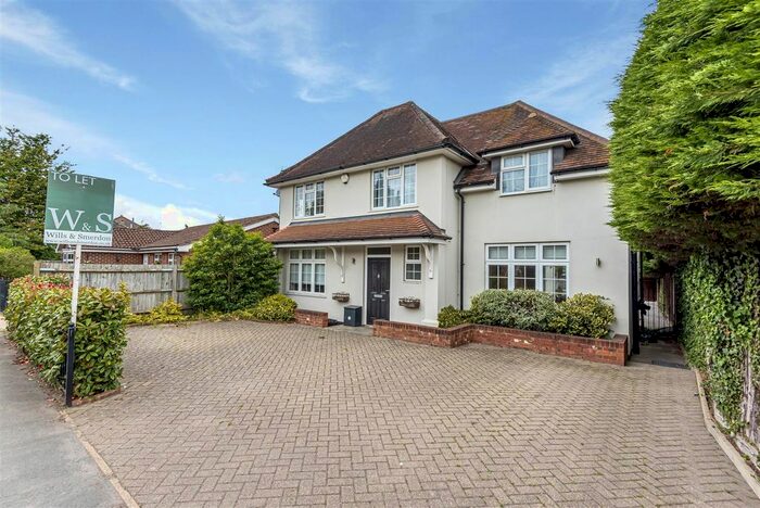 5 Bedroom Detached House To Rent In East Lane, West Horsley, Leatherhead, KT24