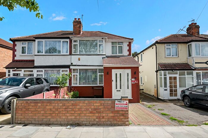 3 Bedroom Semi-Detached House To Rent In Wood End Gardens, Northolt, UB5