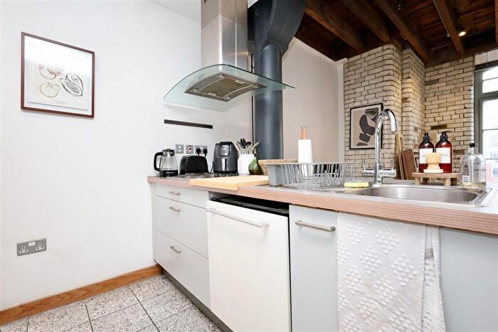 1 Bedroom Flat To Rent In Queens Lane, Newcastle Upon Tyne, NE1