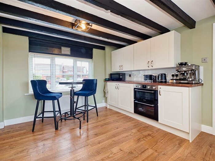 9 Bedroom Detached House For Sale In Rosemary Cottage & Little Park Holiday Homes, Tutbury, DE13