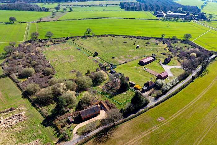 3 Bedroom Detached House For Sale In Woburn Lane, Aspley Guise, MK17