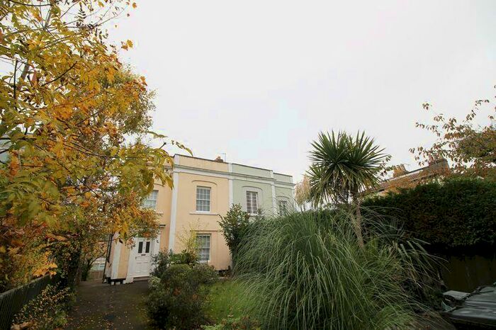 1 Bedroom Flat To Rent In Acramans Road, Southville, BS3