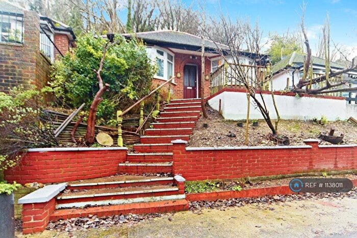 2 Bedroom Detached House To Rent In Milner Road, Caterham, CR3