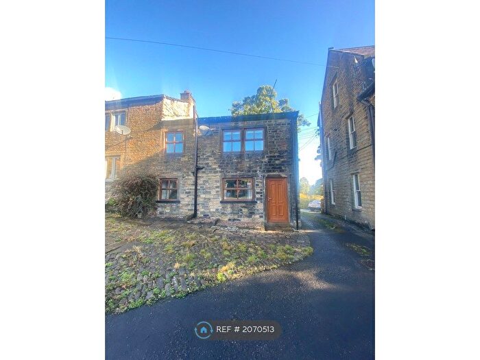 2 Bedroom End Terrace House To Rent In Saw Hill, Ripponden, HX6