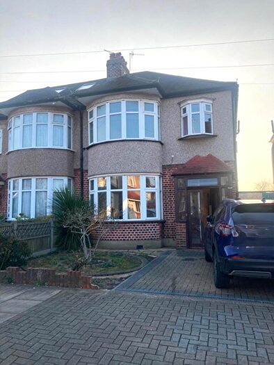 3 Bedroom Semi-Detached House To Rent In Dorchester Avenue, Harrow, Middlesex, HA2
