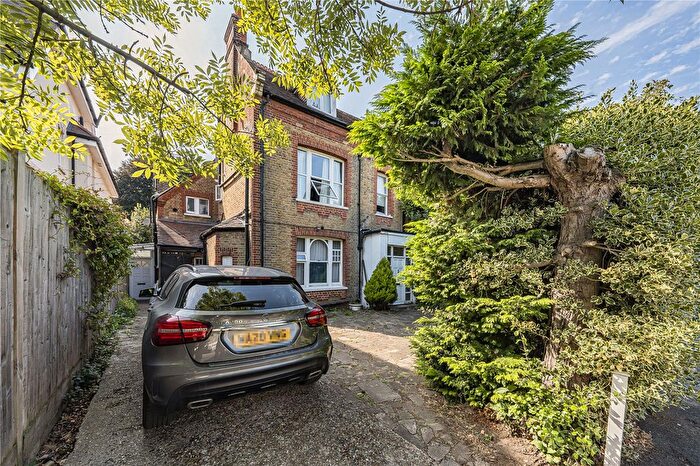 1 Bedroom Flat To Rent In Malbrook Road, London, SW15