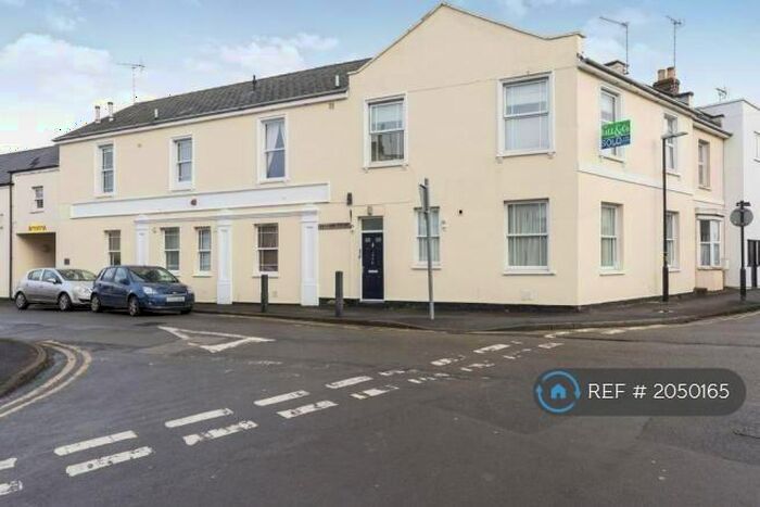 1 Bedroom Flat To Rent In Grafton Court, Cheltenham, GL50