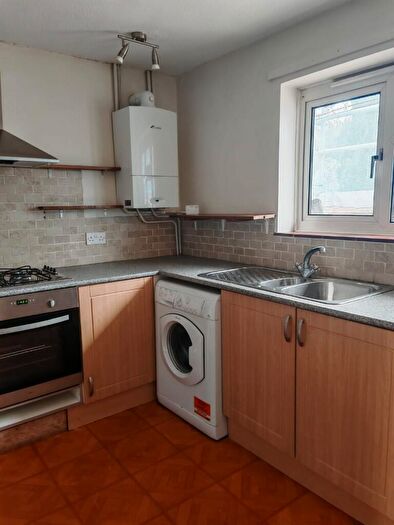 1 Bedroom Flat To Rent In Little Bentswood, Haywards Heath, West Sussex, RH16