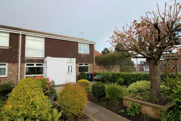 2 Bedroom Flat To Rent In Trentham Avenue, Benton, Newcastle Upon Tyne, NE7